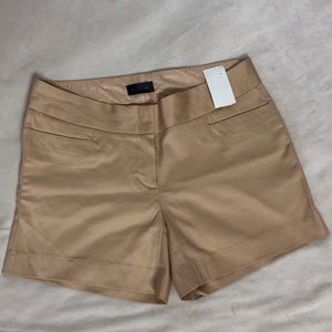 Tan Cute Women’s Shorts (Brand: The Limited) NWT